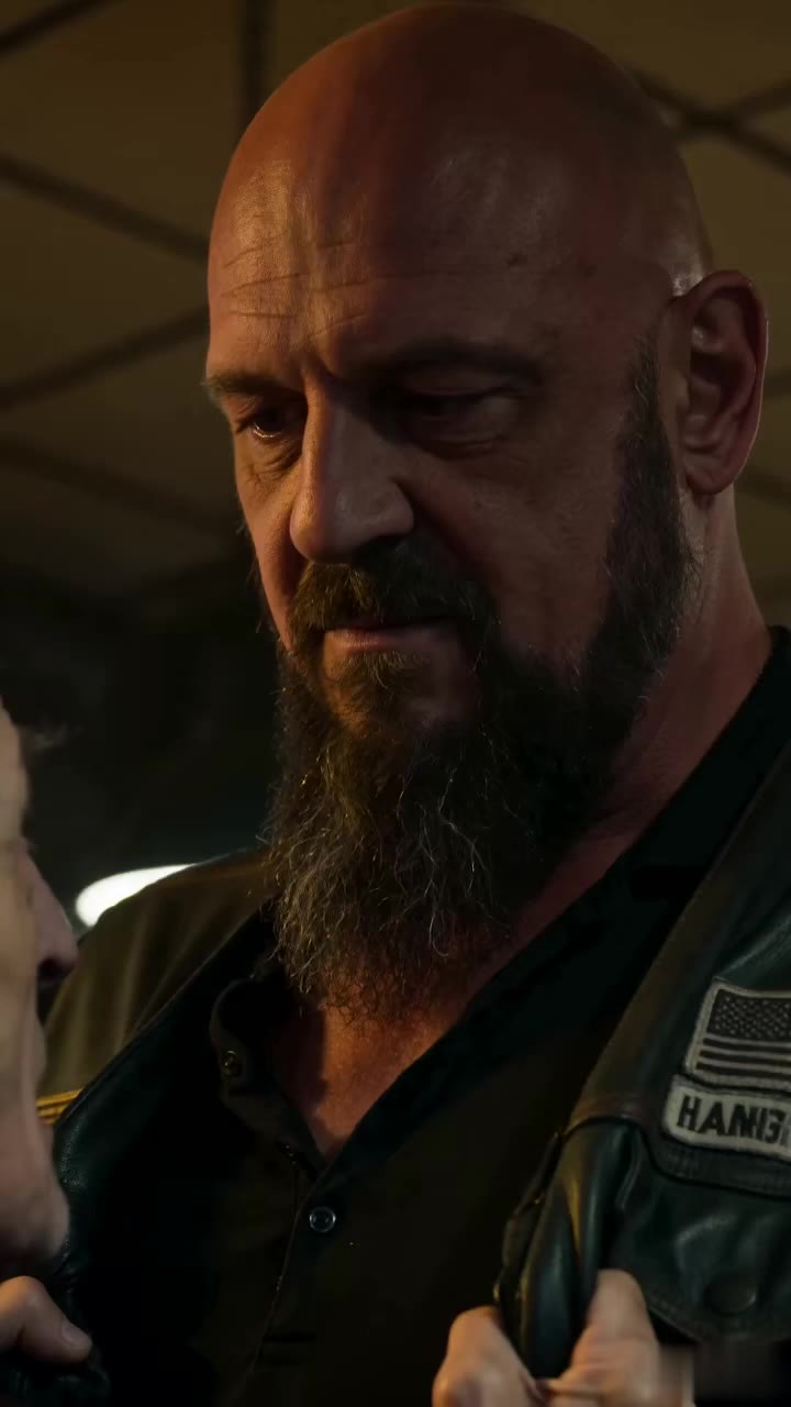 Le secret bouleversant derrière l'affrontement de ce vieil homme et ce biker