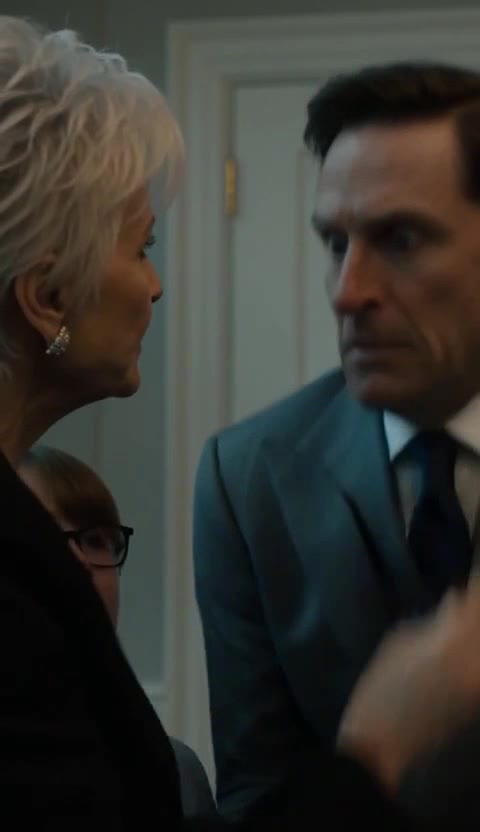 She Pretended to Be Blind for Years — Until She Caught Her Advisor Stealing From Her Son