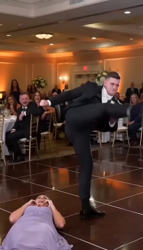 My Sister Collapsed at My Wedding, and My Groom’s Reaction Exposed His Dark Secret