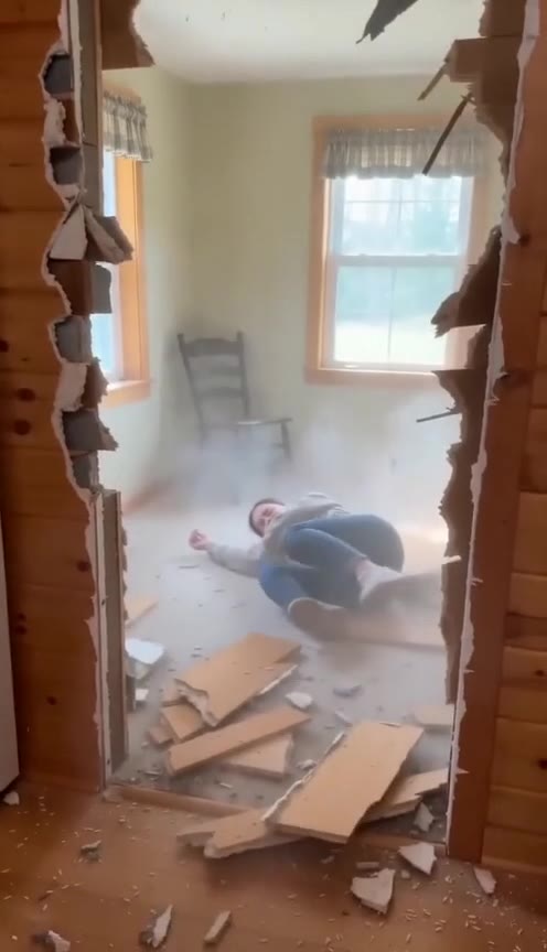A Soldier Returns Home and Catches His Fiancée Cruelly Mistreating His Beloved Grandmother