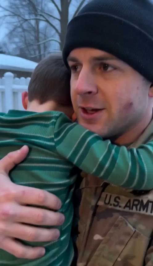 The Soldier Saved a Freezing Boy While His Parents Sat Cozy Inside