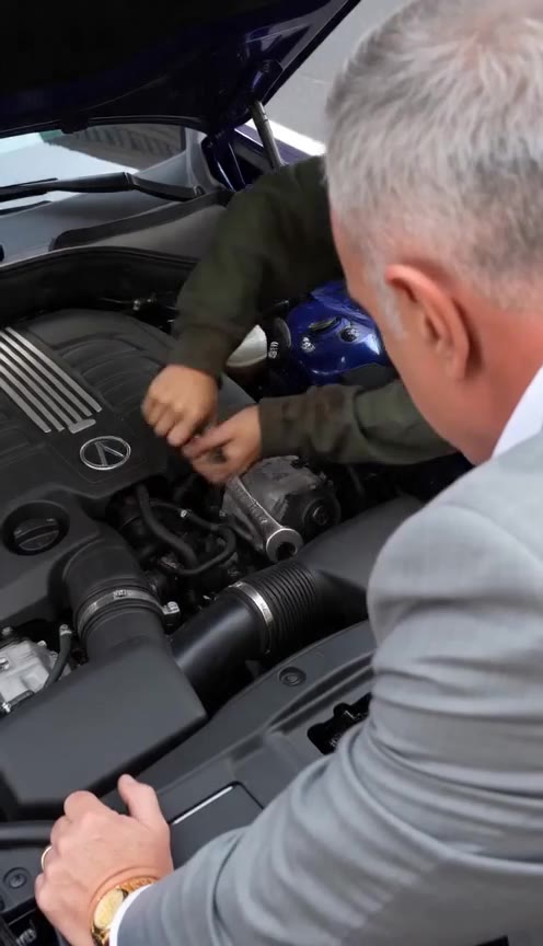 The Arrogant Billionaire Offered a Poor Mechanic Millions, Then He Saw Her Face