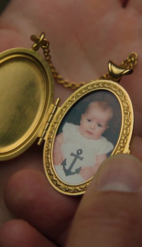 The Birthmark on His Palm Matched the Sterling Family Crest — Our Lost Son Was Right in Front of Us