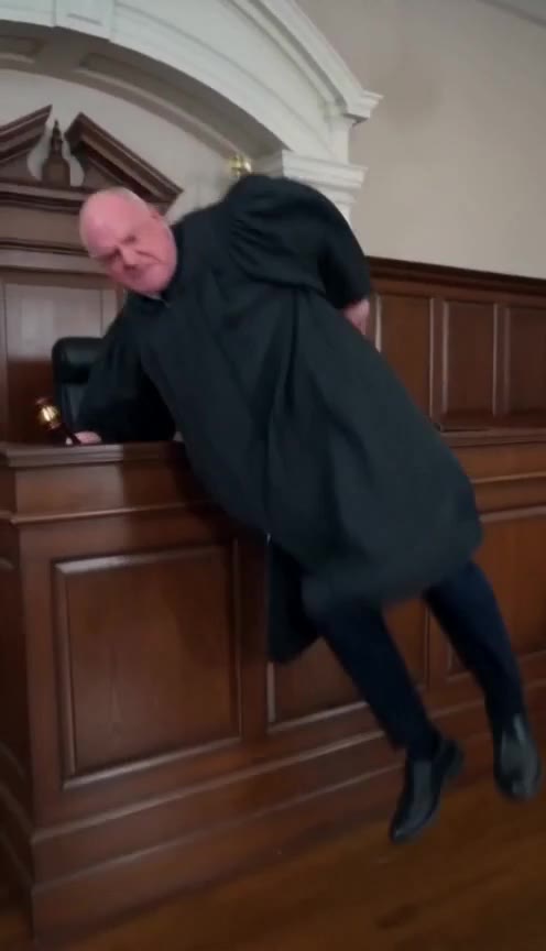 The Courtroom Brawl That Exposed a Wealthy Family's Darkest Secret