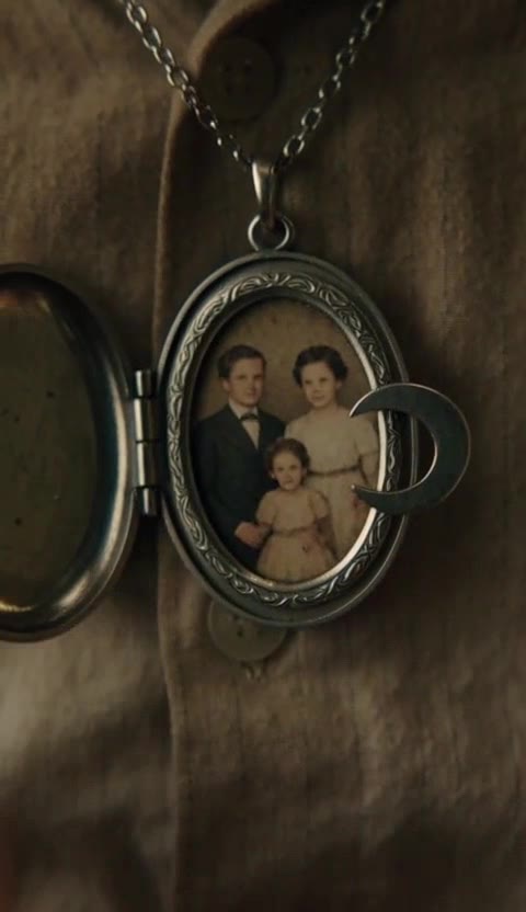 The Locket That Shattered Our Silence — A Billionaire's Hidden Son