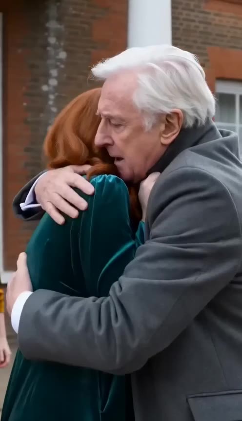 The Moment My Father-in-Law Saved Me from His Own Abusive Son