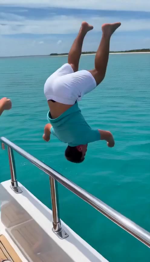 The Ocean Hid Our Secret Until My Sister Threw My Husband Overboard