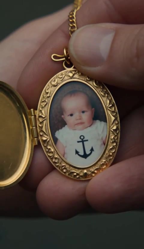 The Orphan's Hidden Birthmark Matched the Billionaire's Family Crest in the Worst Way