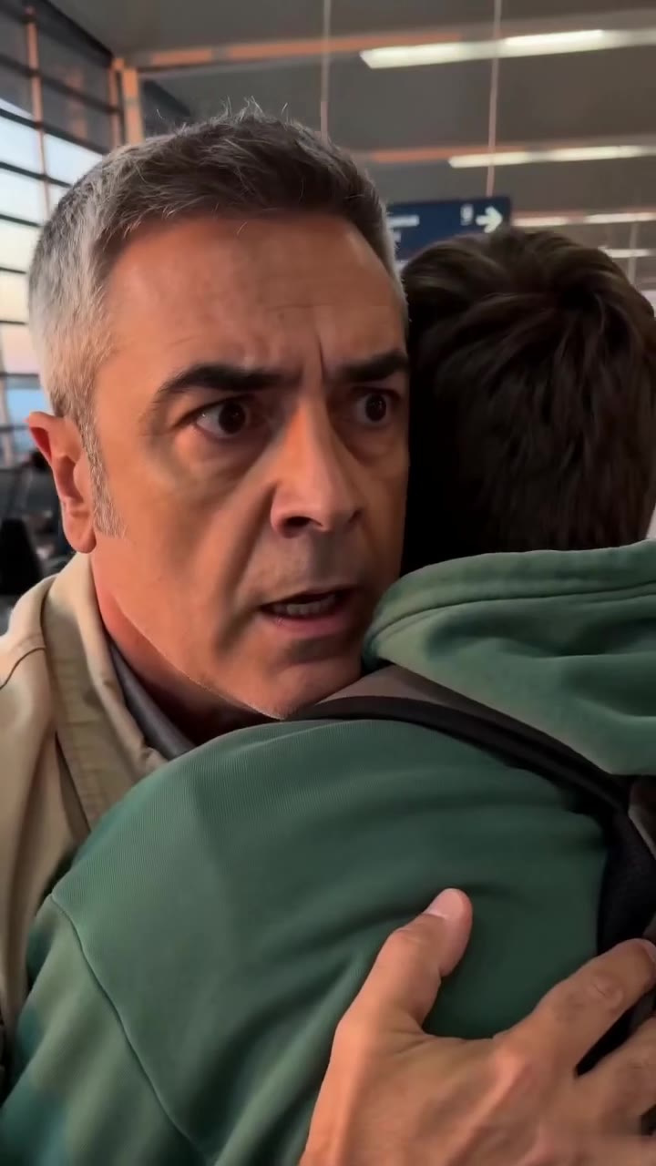 Un desconocido me pidió ayuda en el aeropuerto, pero el peligro era para mí