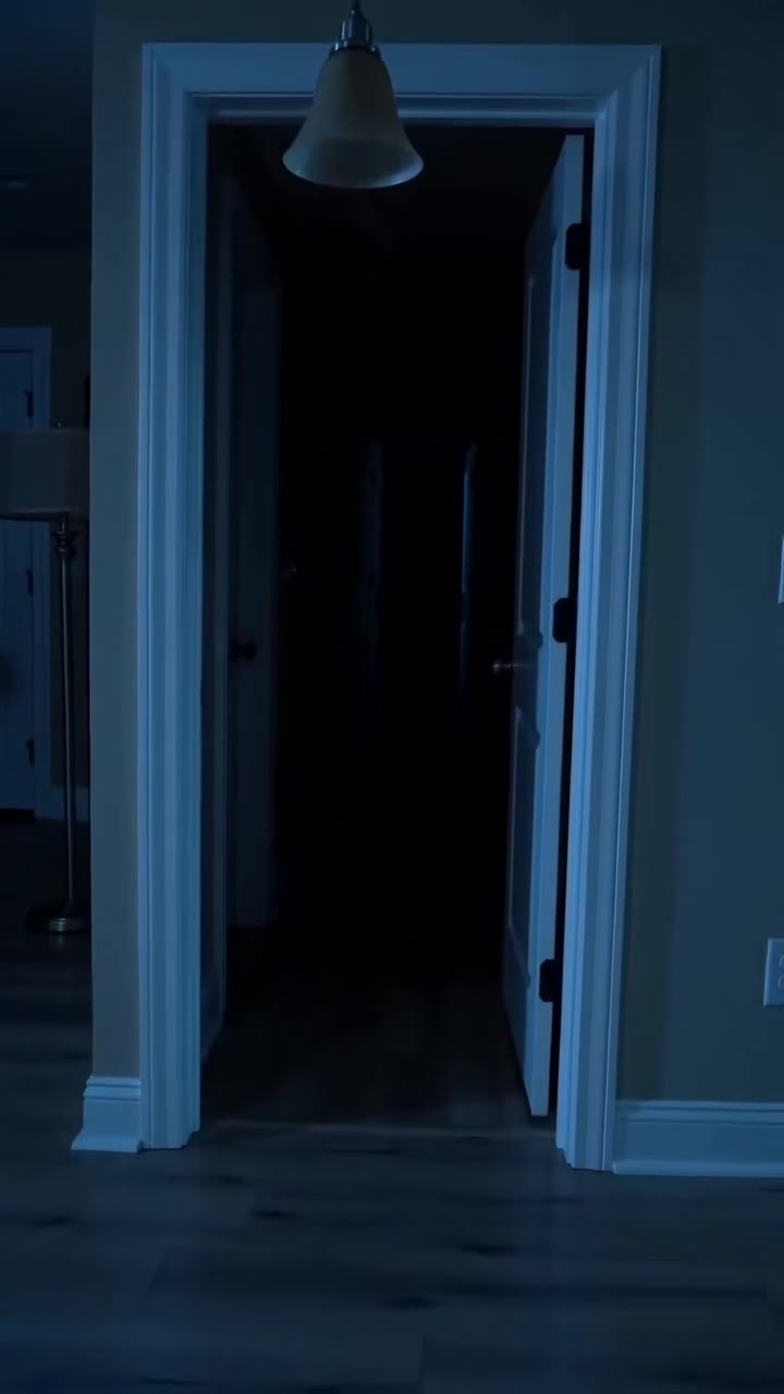 Volví a casa por sorpresa del frente y encontré a mi esposa con otro