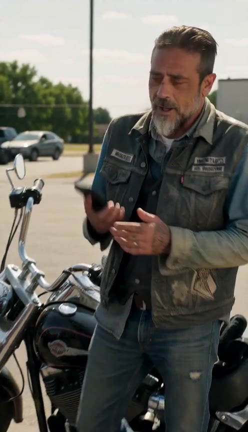 A Struggling Waiter Paid For A Biker's Breakfast, Unlocking A Twenty-Year Family Secret