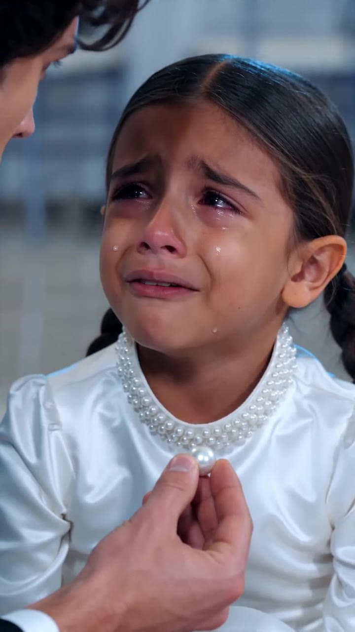 A wealthy heir recognized his family crest on a crying orphan's pearl