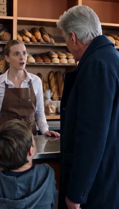 A Wealthy Stranger Buys Out a Bakery for Two Starving Orphans to Save Them
